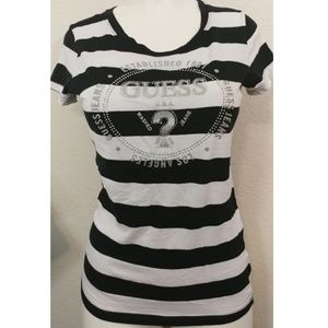 guess short sleeve strip rhinestone tshirt. size M